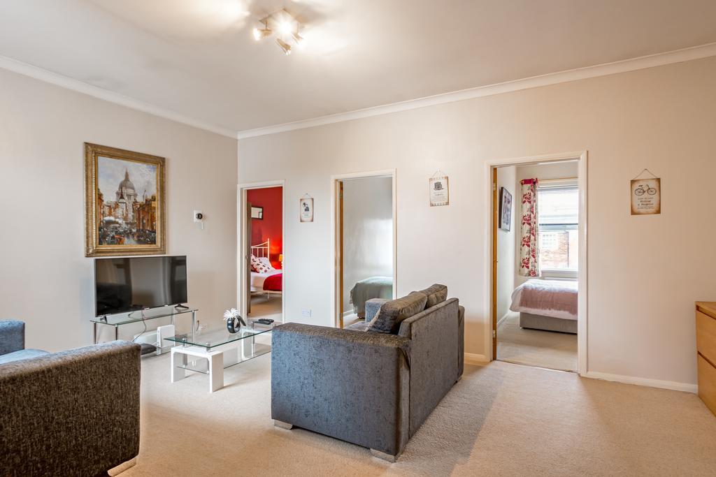 Linslade Apartment - For Groups And Contractors Leighton Buzzard Eksteriør bilde