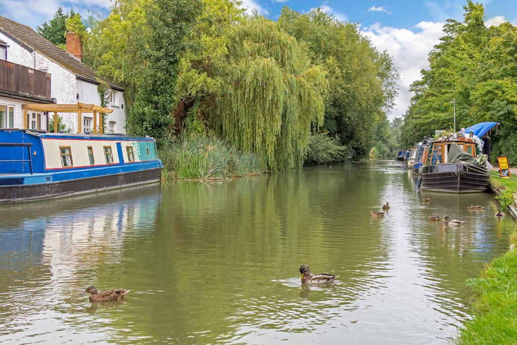 Linslade Apartment - For Groups And Contractors Leighton Buzzard Eksteriør bilde